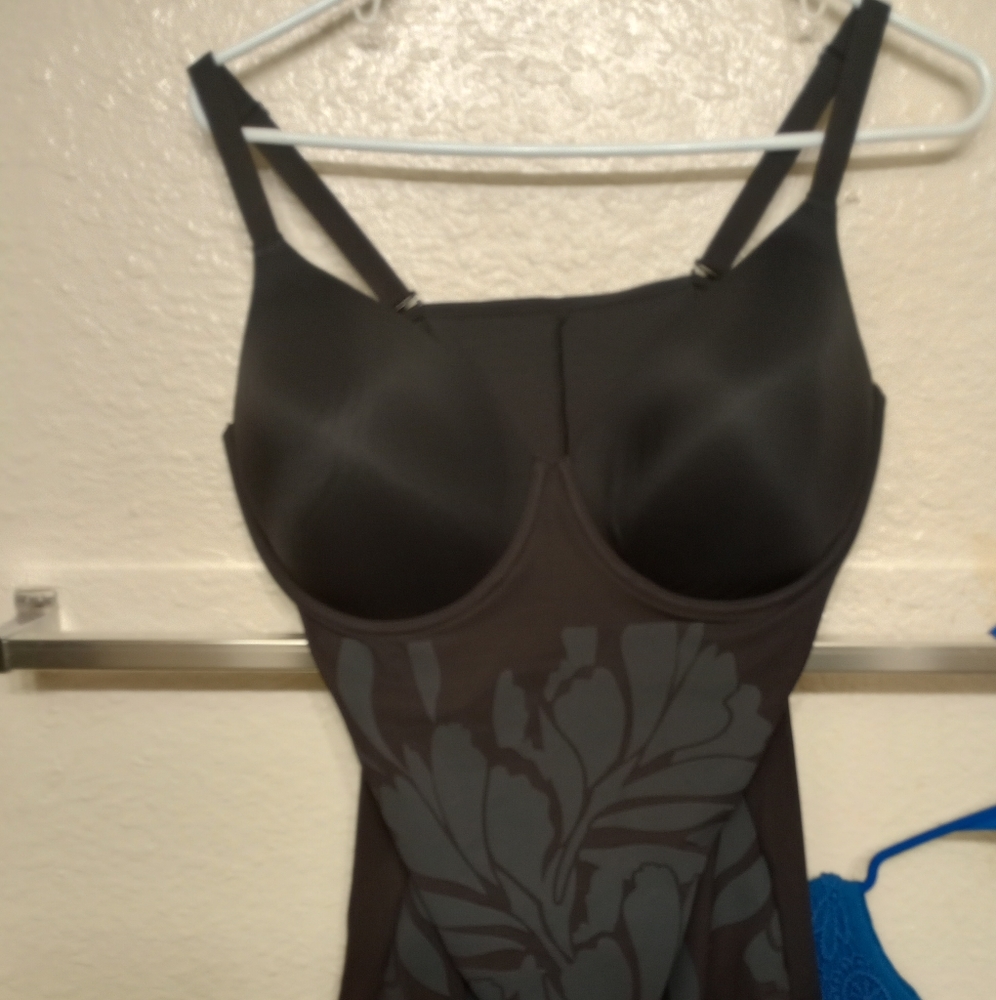 Brand-new XL black body suit